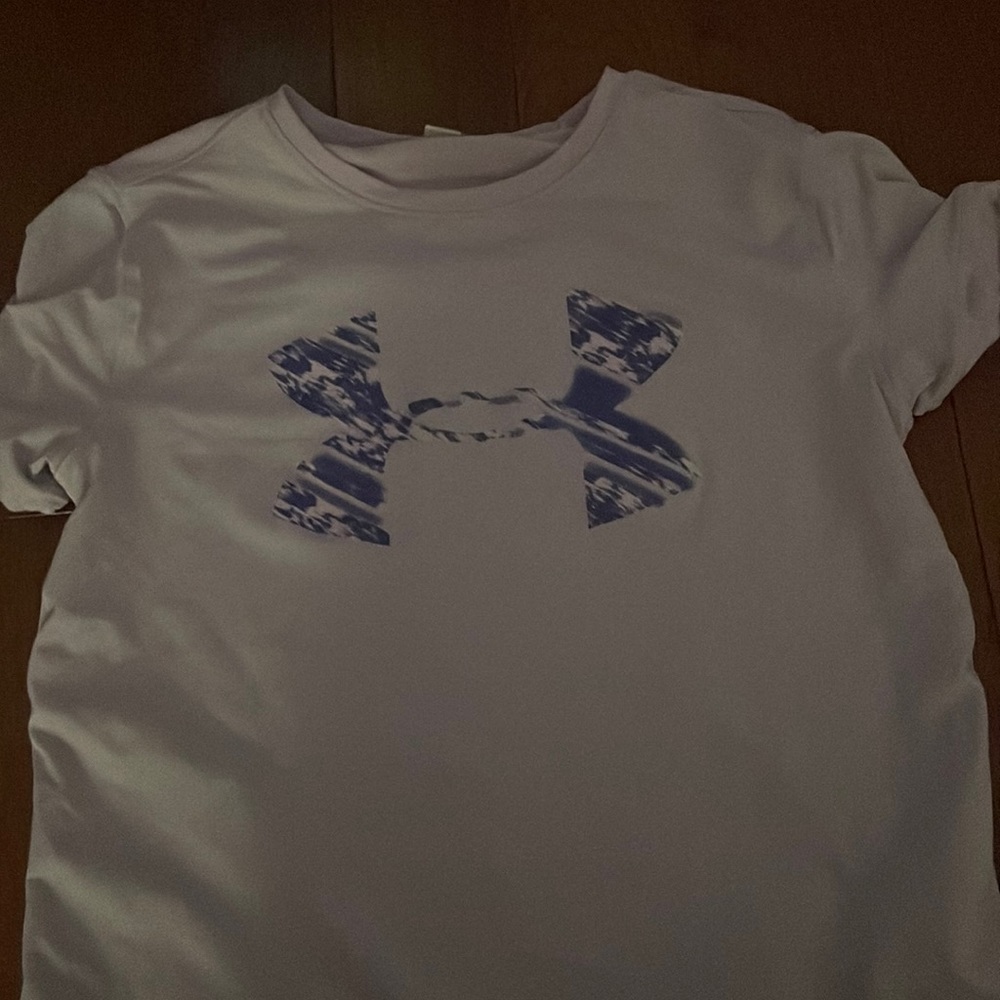 Under armour shirt